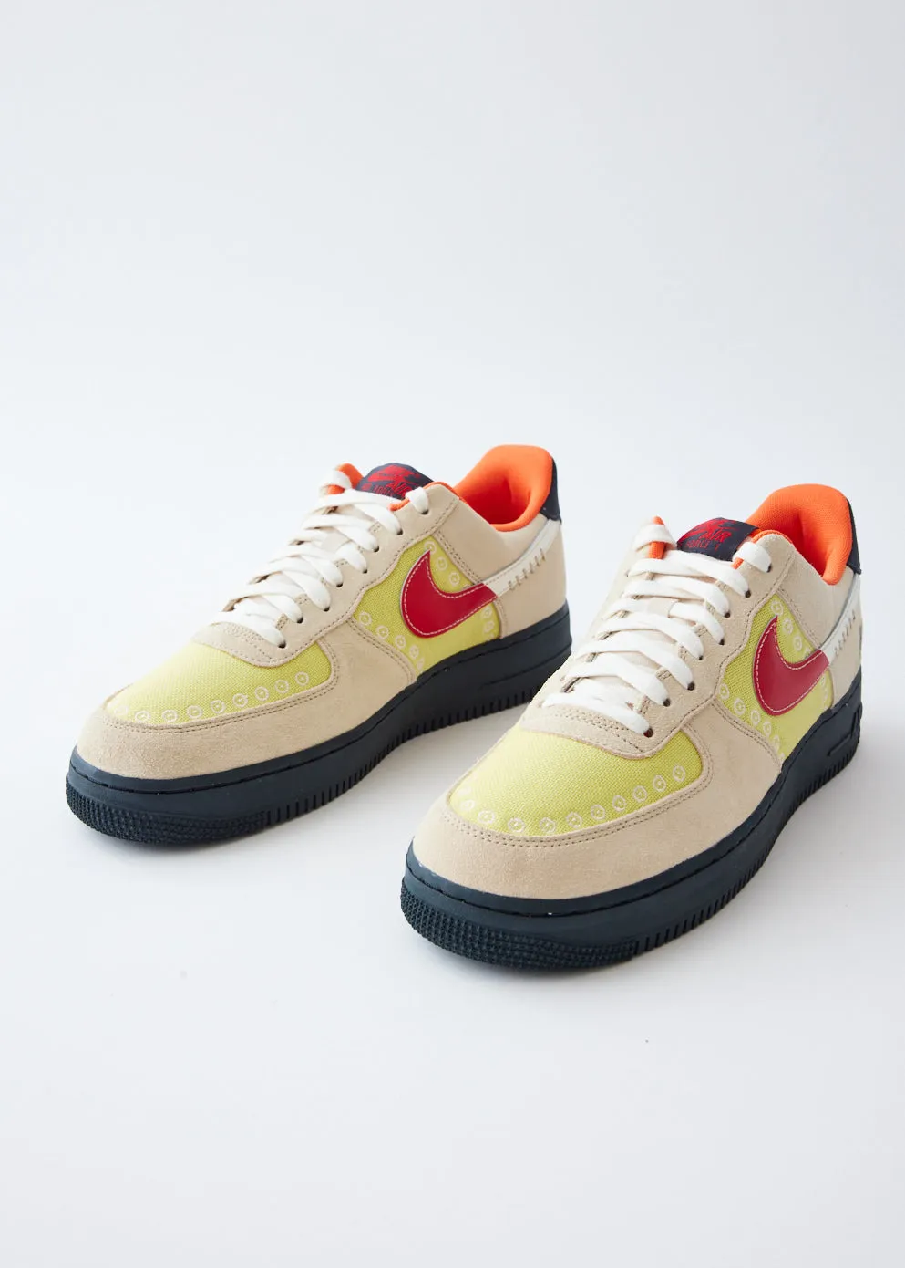 Air Force 1 '07 LX 'Somos Familia' Sneakers