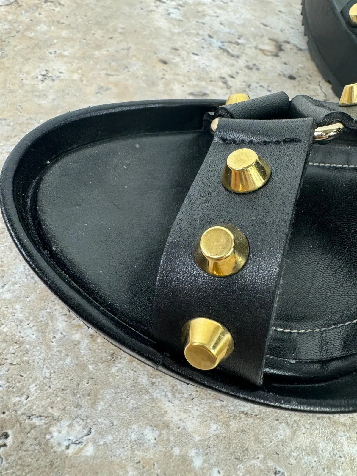 BALENCIAGA ARENA STUD LEATHER WEDGE SANDAS