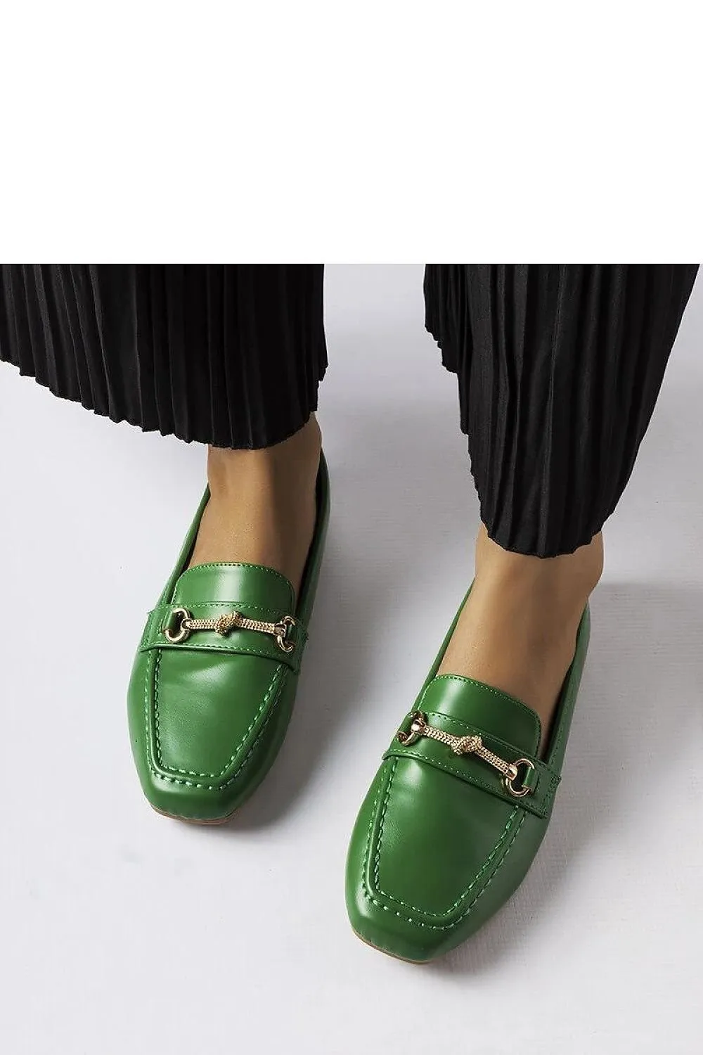 Light beige decorative moccasins