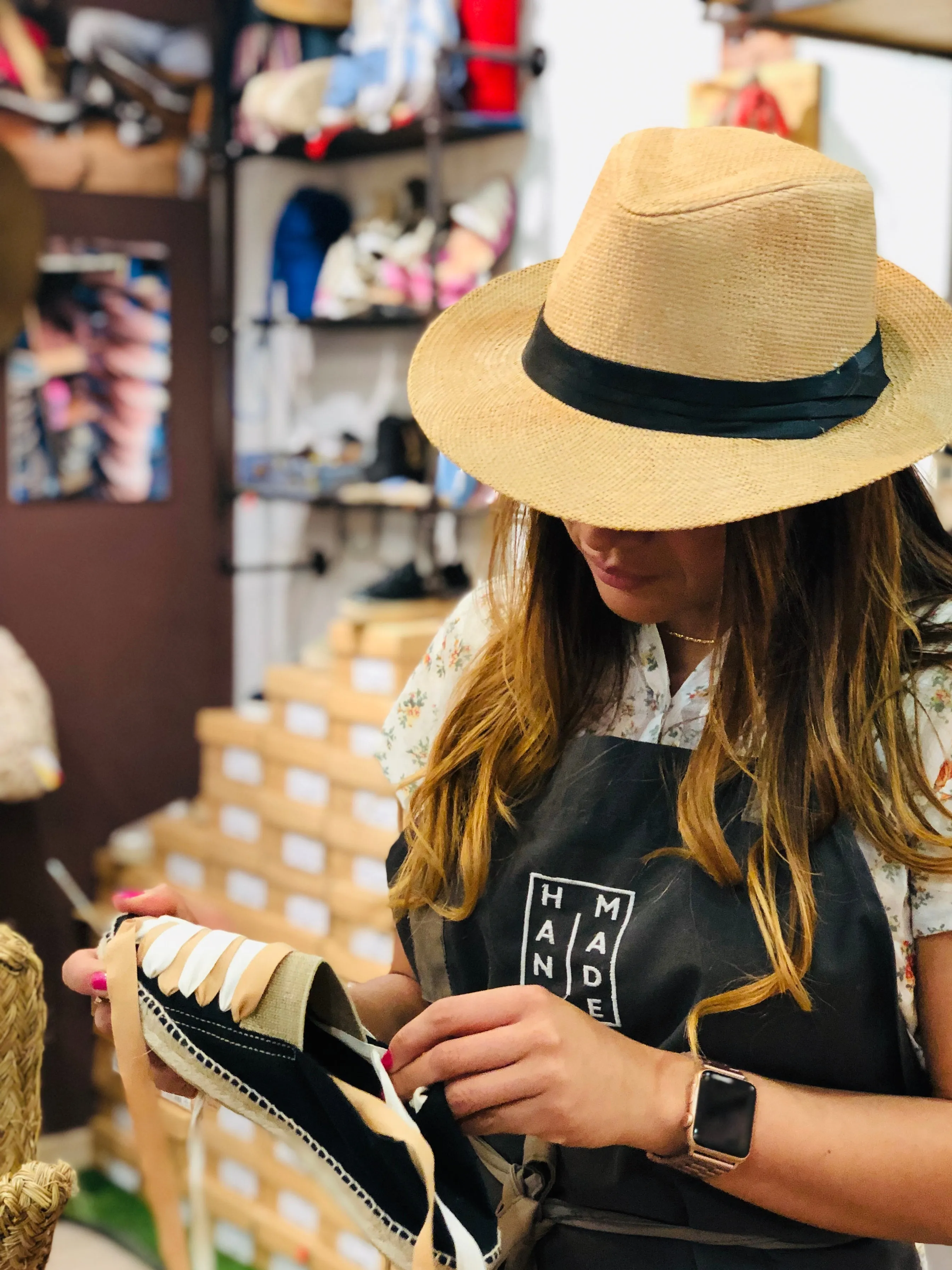 Make Authentic Espadrilles - Tours in Valencia