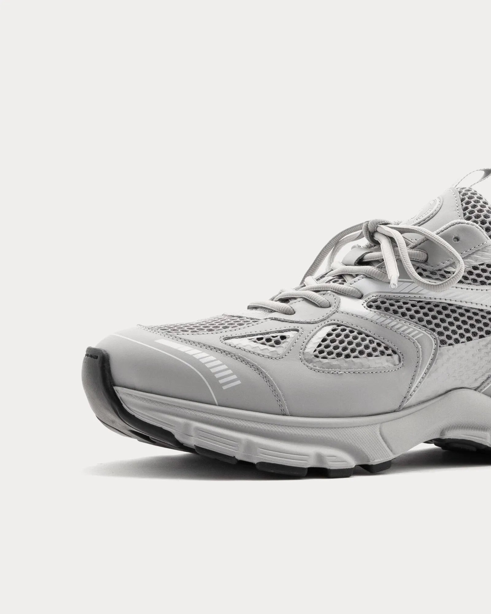 Marathon Runner Grey / Silver Low Top Sneakers