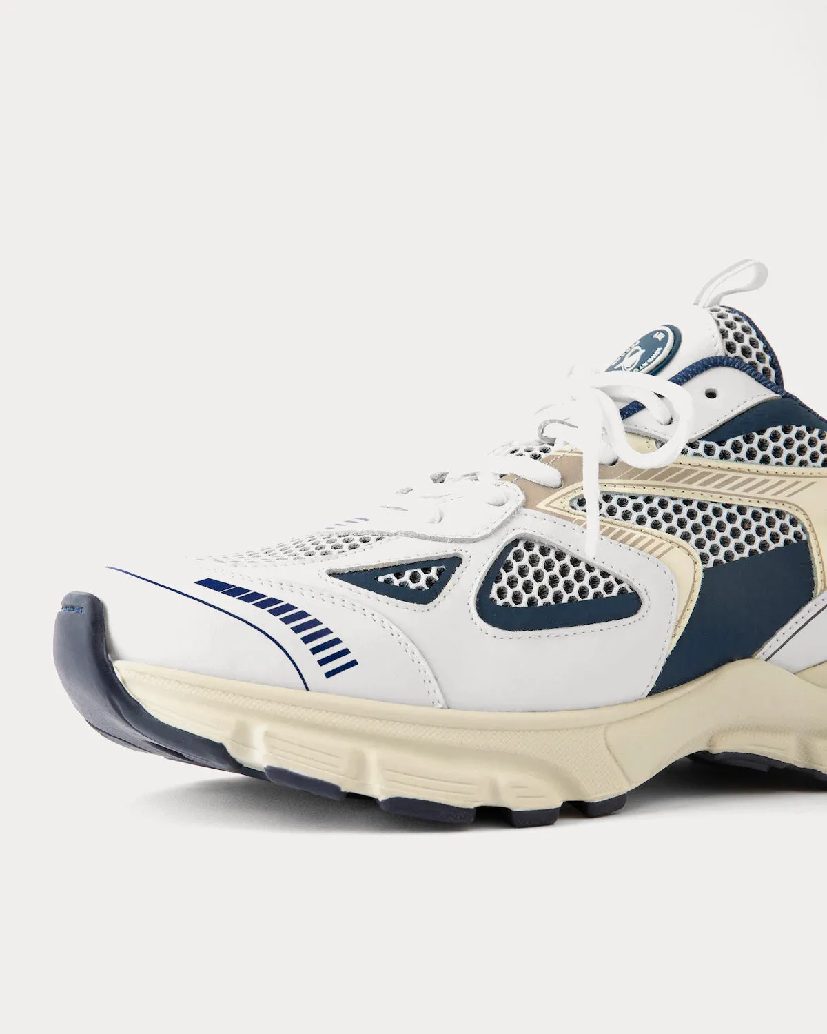 Marathon Runner White / Navy Low Top Sneakers