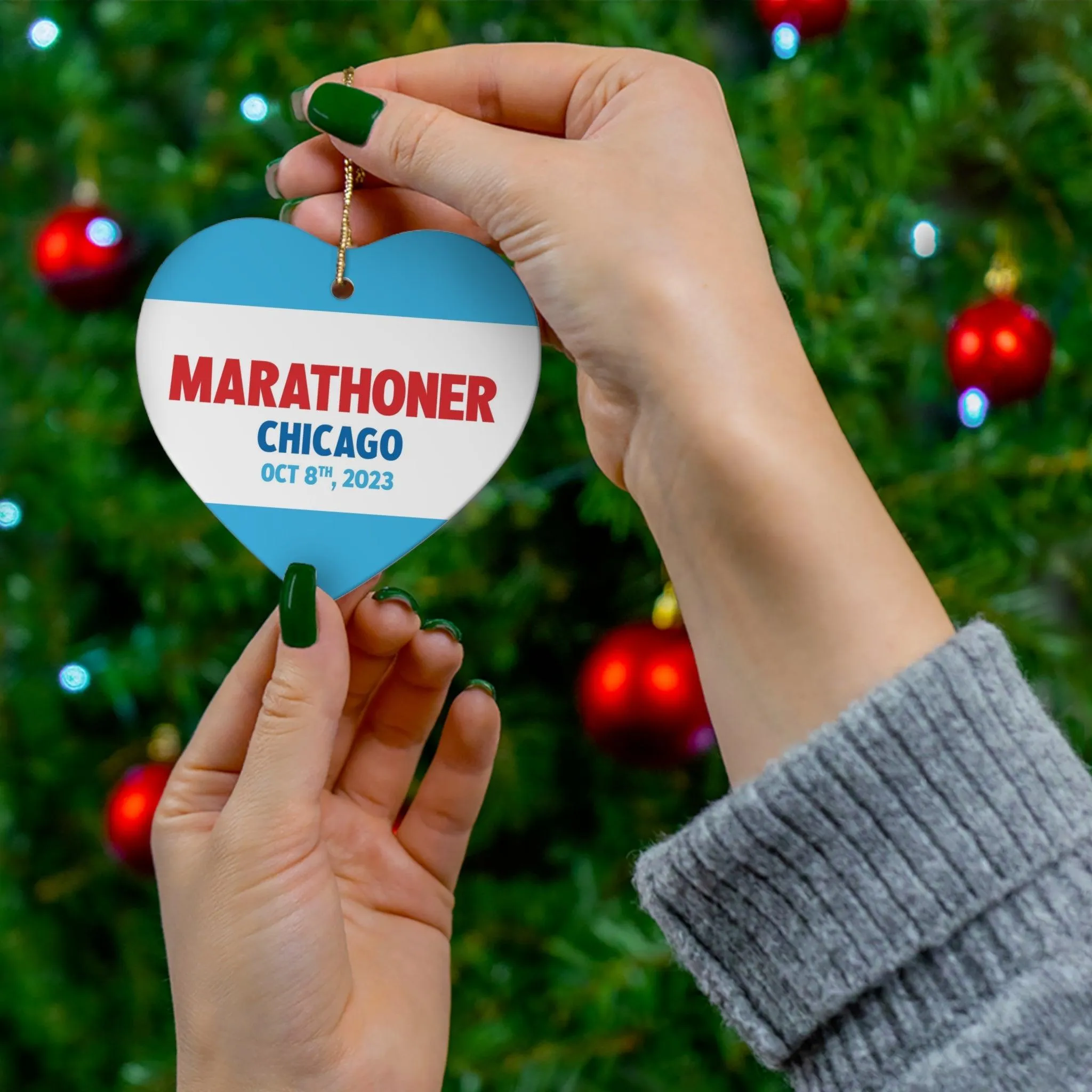 Marathoner Ornament - Chicago