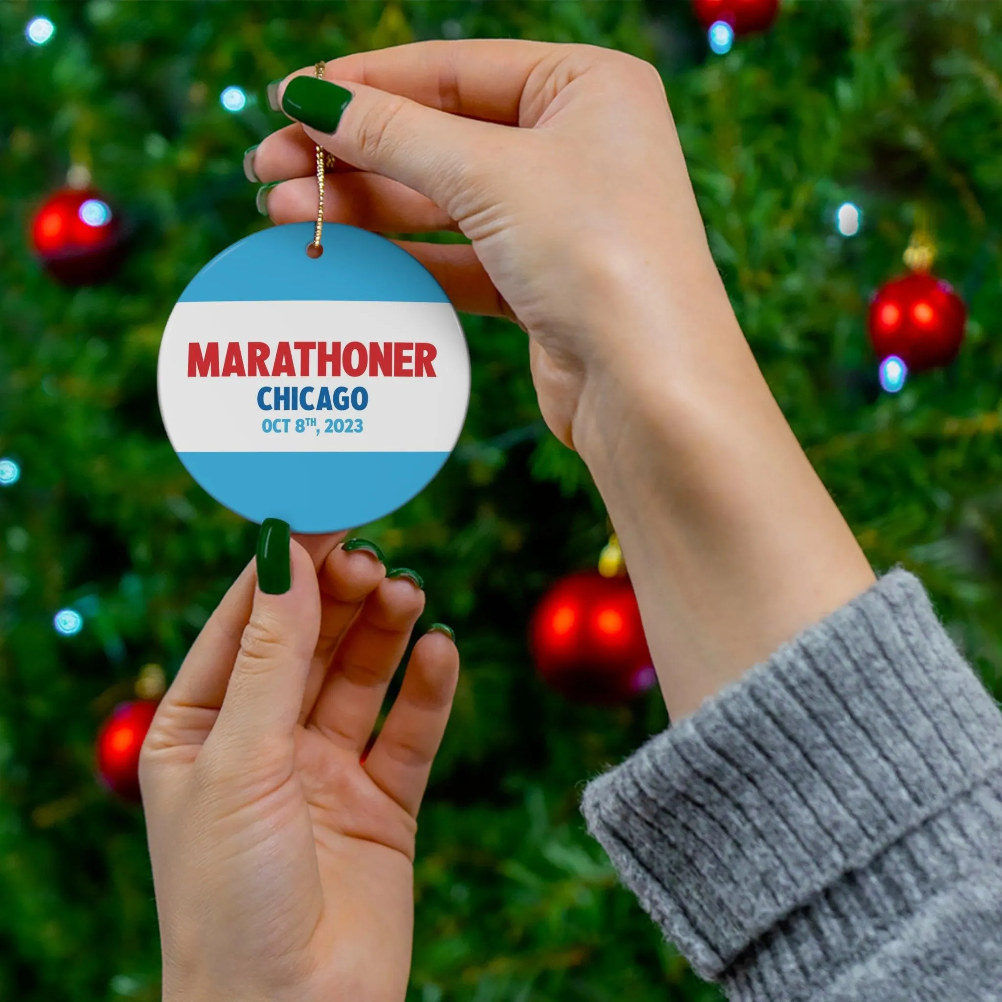 Marathoner Ornament - Chicago