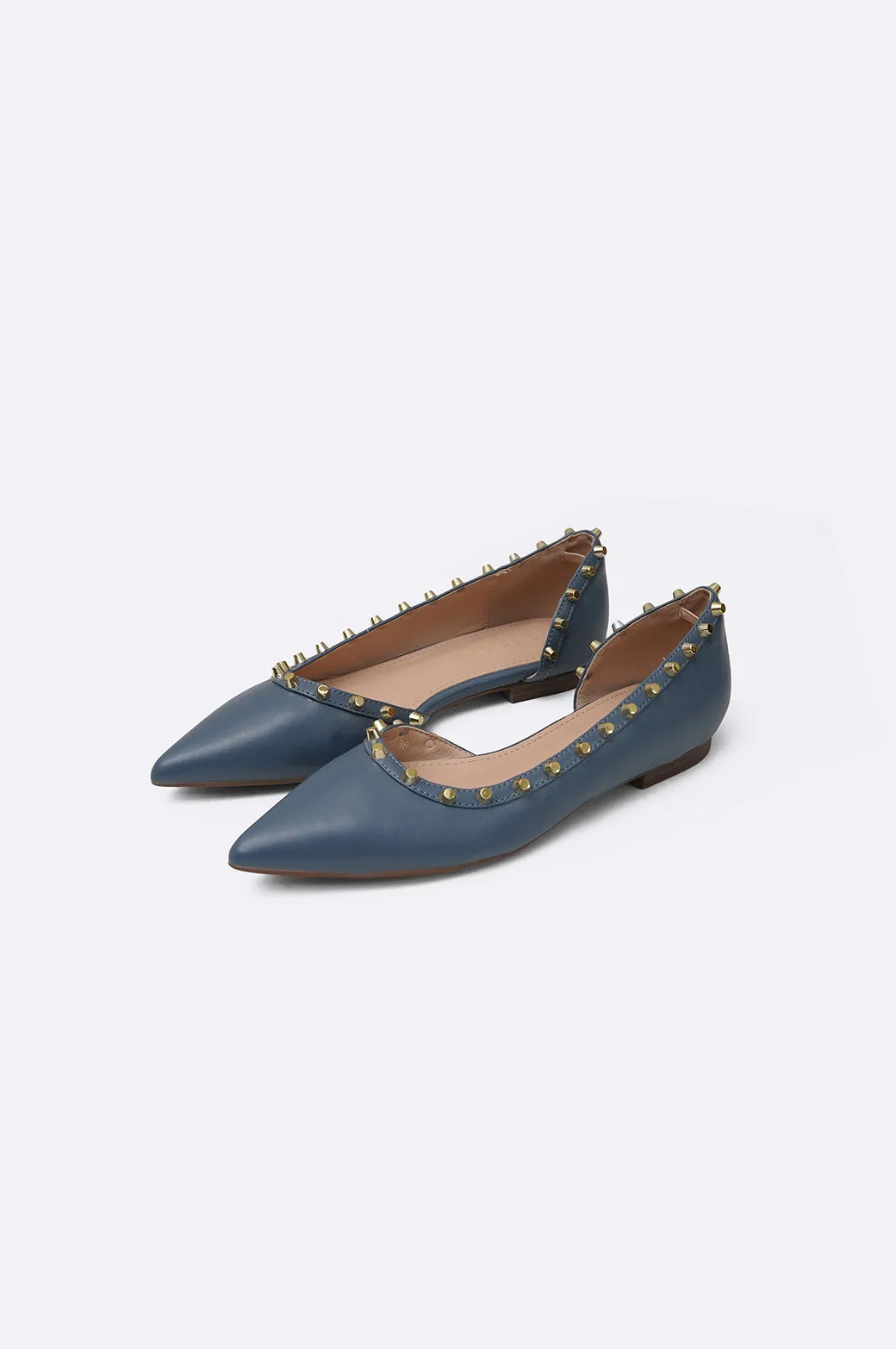 MILAN STUDDED PUMPS