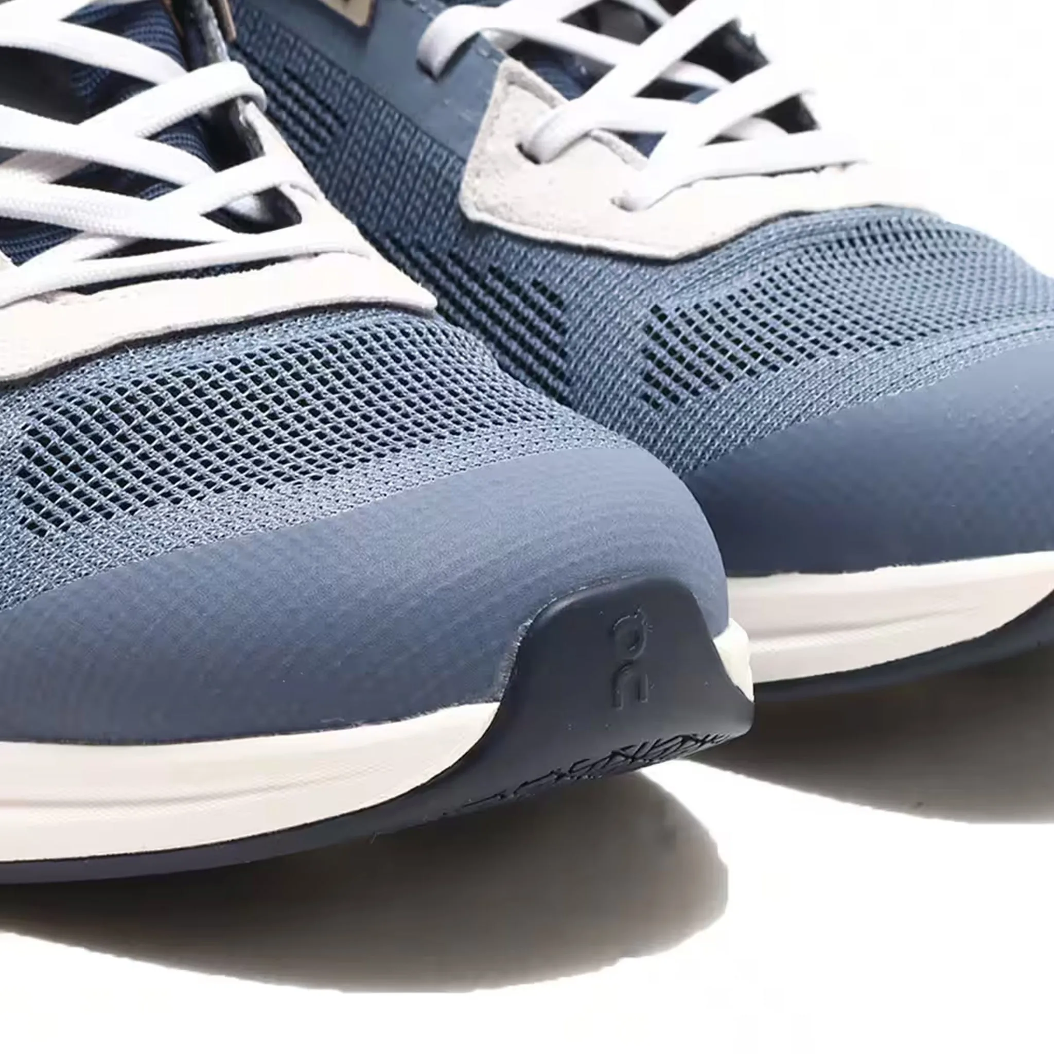 On Cloud Swiss Engineering Metal Navy Shoes for Men