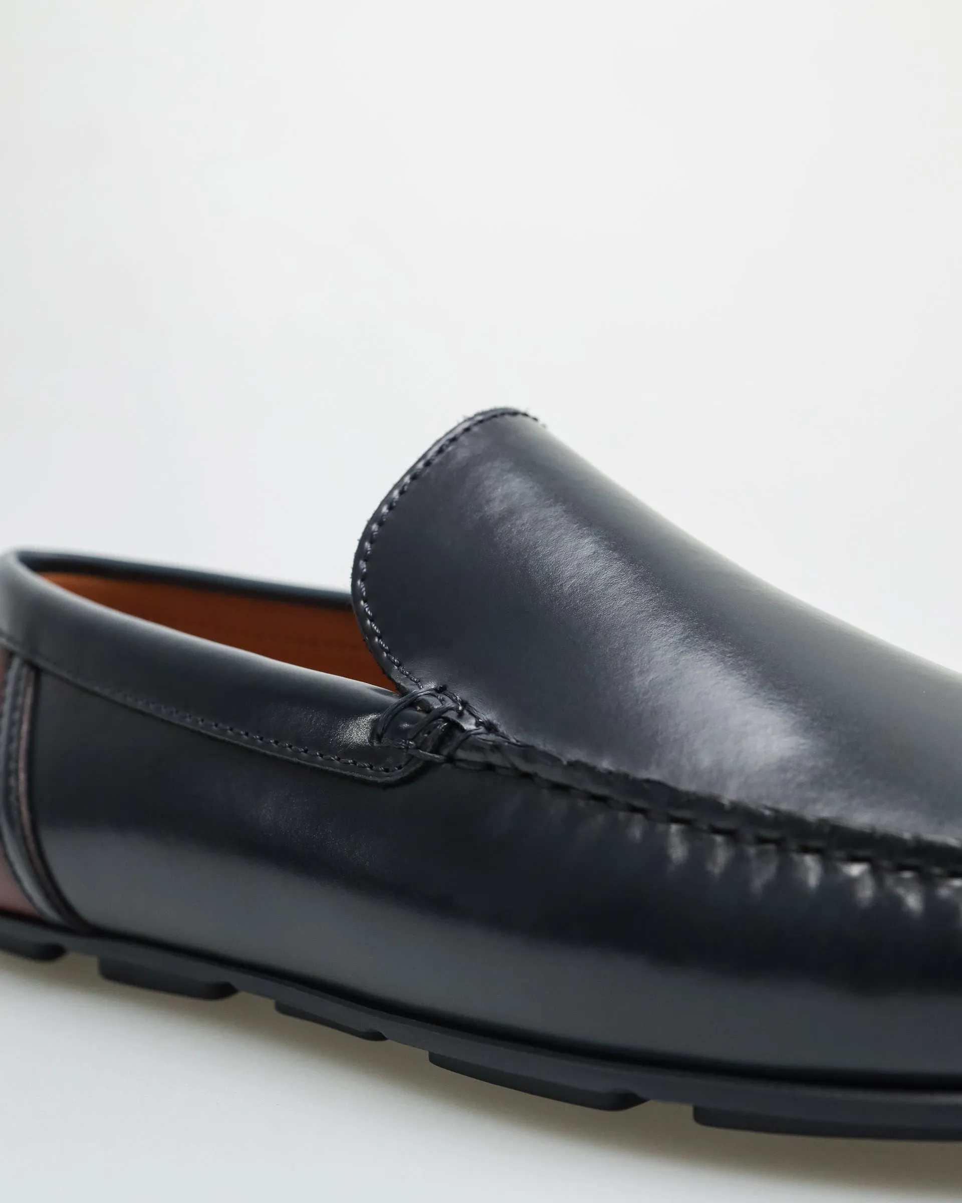 Tomaz C486 Men's Plain Moccasins