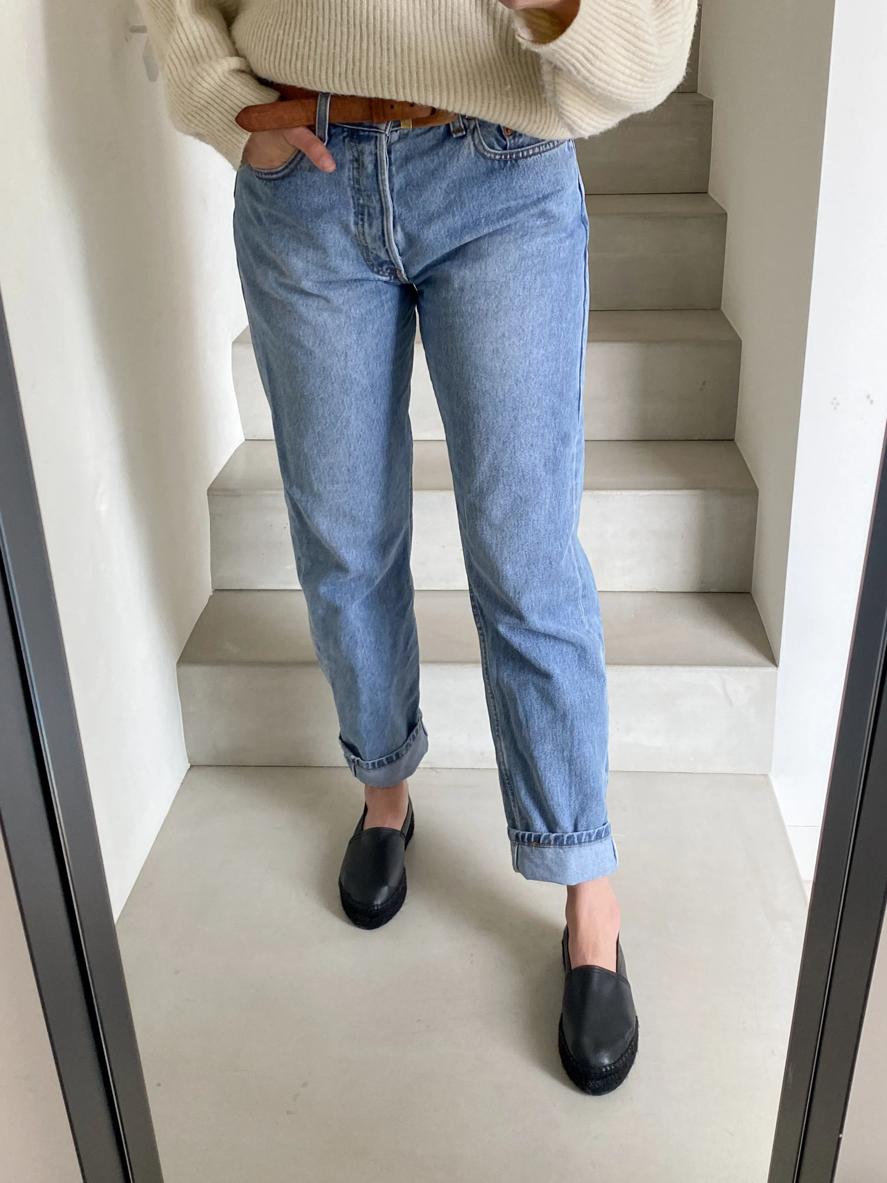 Total Black Slippers