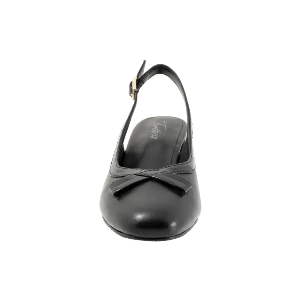 Trotters Dalani Black Leather Pump (Women's)