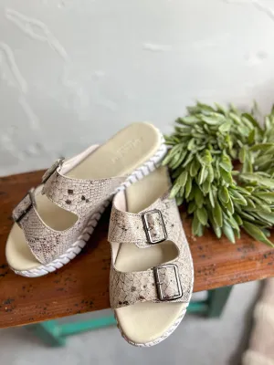 TULIP WHEAT METALLIC SANDAL