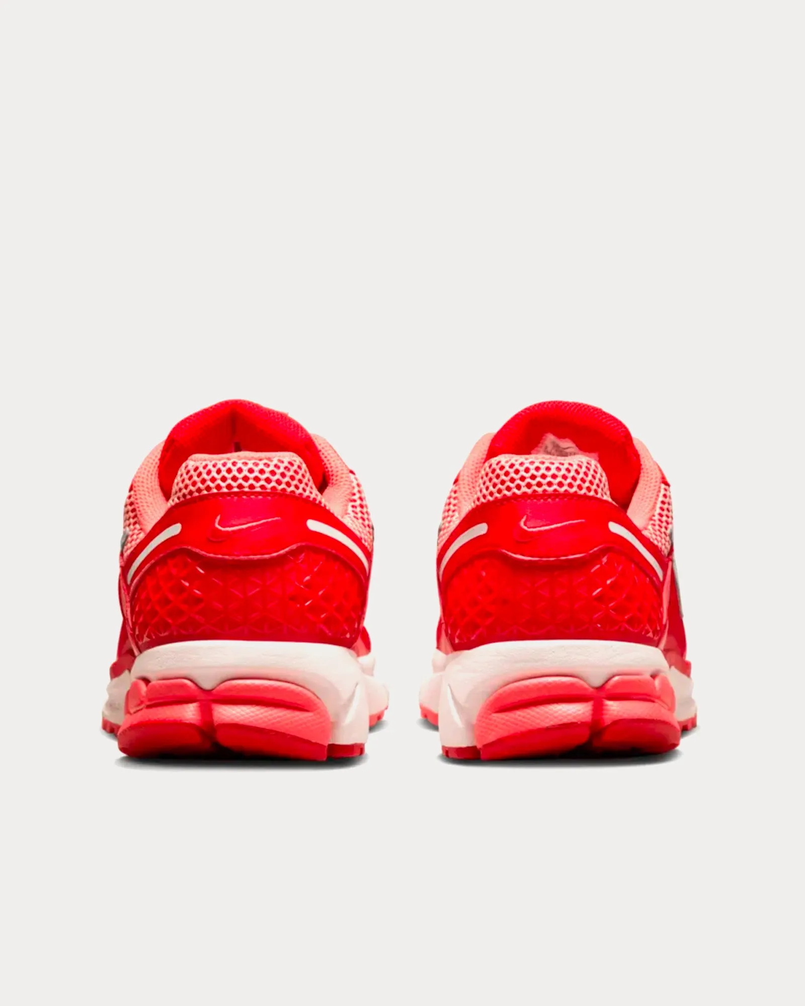 Zoom Vomero 5 University Red Low Top Sneakers
